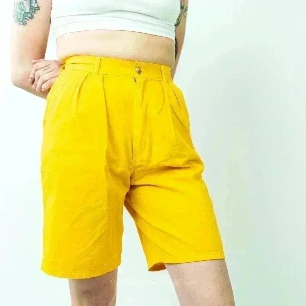 Vintage 80s Duckhead High Rise Mom Pleated Yellow Shorts - Picture 4 of 10